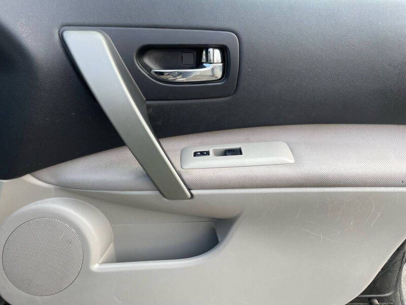 2014 Nissan Rogue Select S