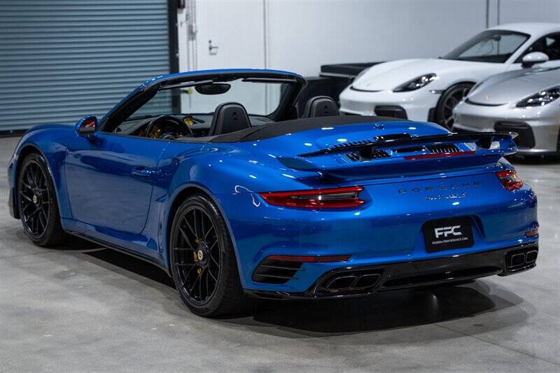 2017 Porsche 911 Turbo S