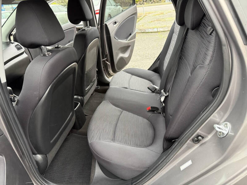 2017 Hyundai Accent SE