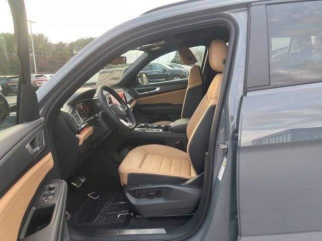 2026 Volkswagen Atlas Cross Sport SEL R-Line Black 4Motion