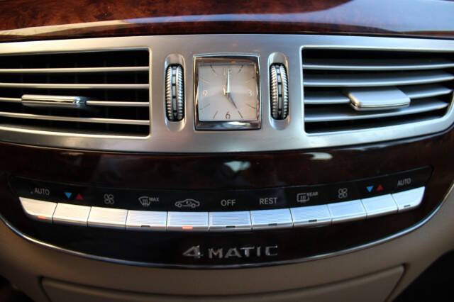 2013 Mercedes-Benz S-Class S 550 4MATIC