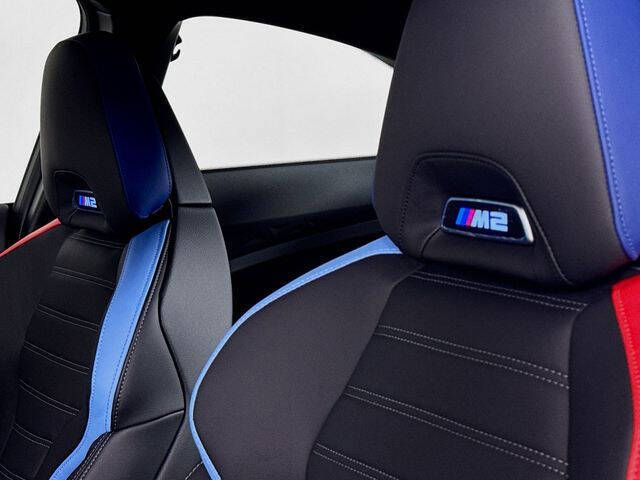 2025 BMW M2