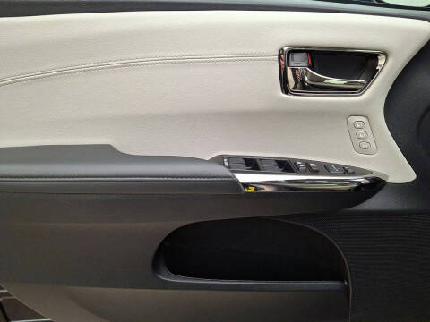 2017 Toyota Avalon XLE Premium