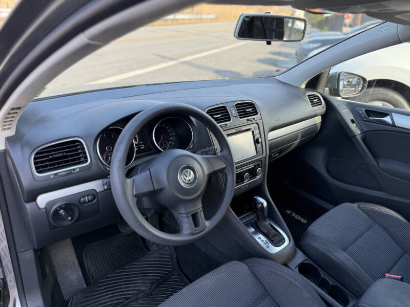 2012 Volkswagen Golf 2.5L PZEV