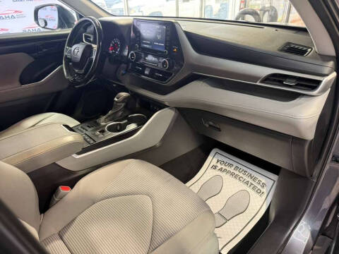 2021 Toyota Highlander LE
