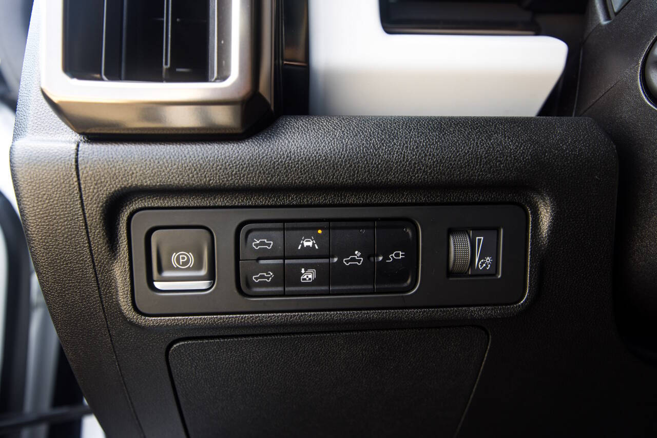 2022 GMC HUMMER EV 30
