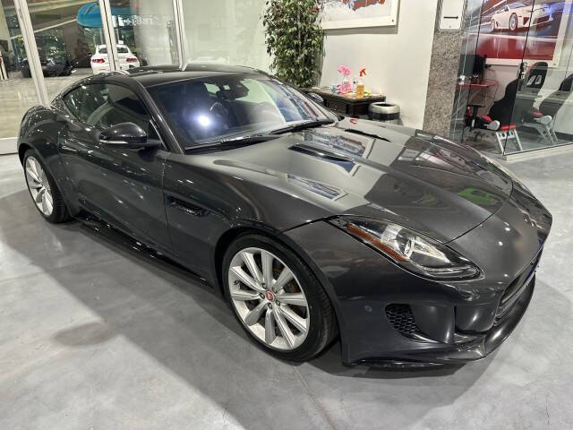 2017 Jaguar F-TYPE Premium