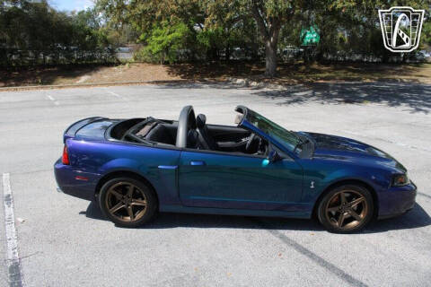 2004 Ford Mustang SVT Cobra