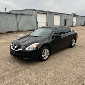2012 Nissan Altima for sale at Humble Like New Auto in Humble TX