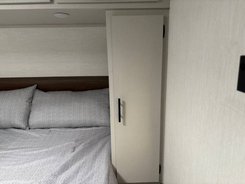 2025 Prime Time RV Tracer