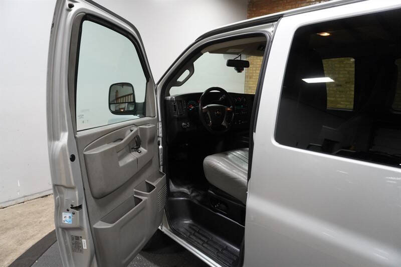 2019 Chevrolet Express LS 2500