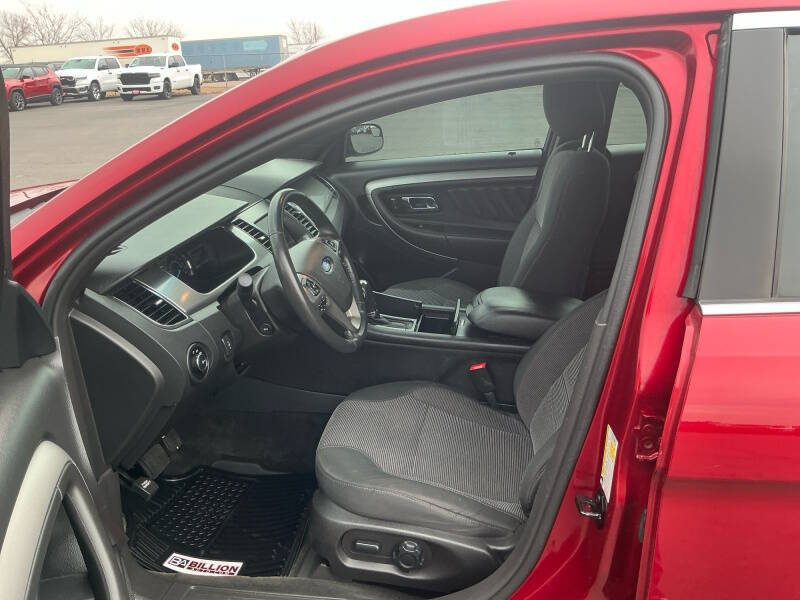 2015 Ford Taurus SEL