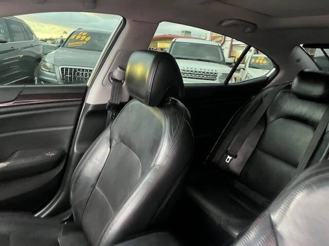 2014 Kia Cadenza Premium