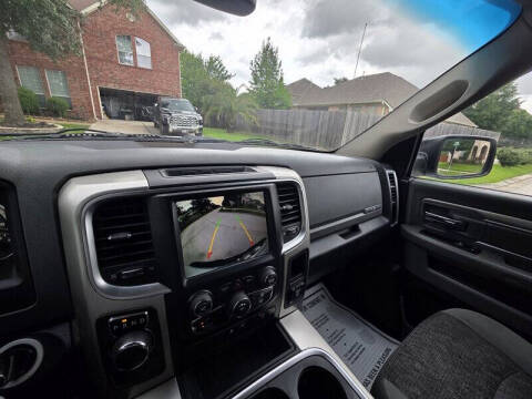 2016 RAM 1500 SLT