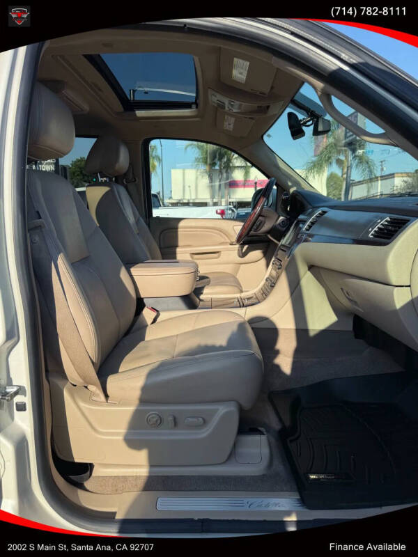 2010 Cadillac Escalade ESV Premium