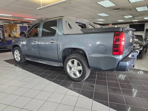 2011 Chevrolet Avalanche LT