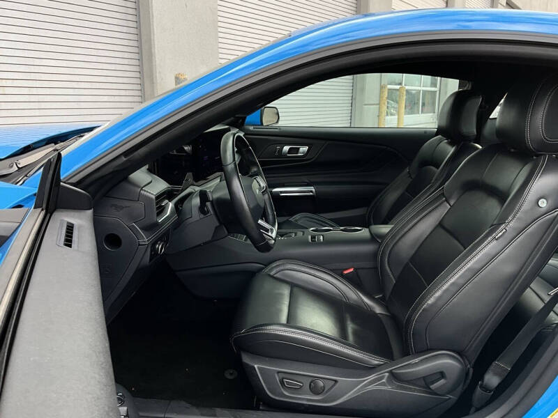 2024 Ford Mustang EcoBoost Premium