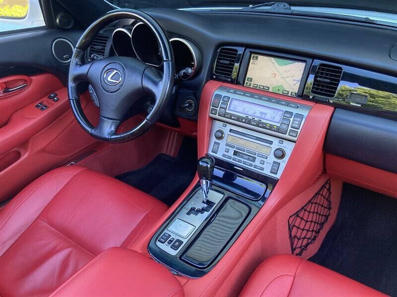 2007 Lexus SC 430
