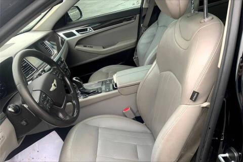 2015 Hyundai Genesis