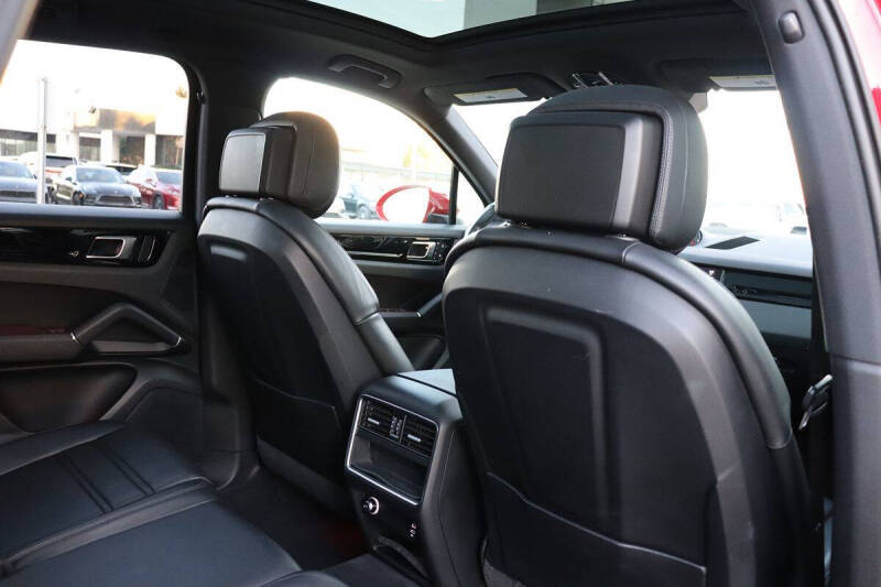 2023 Porsche Cayenne