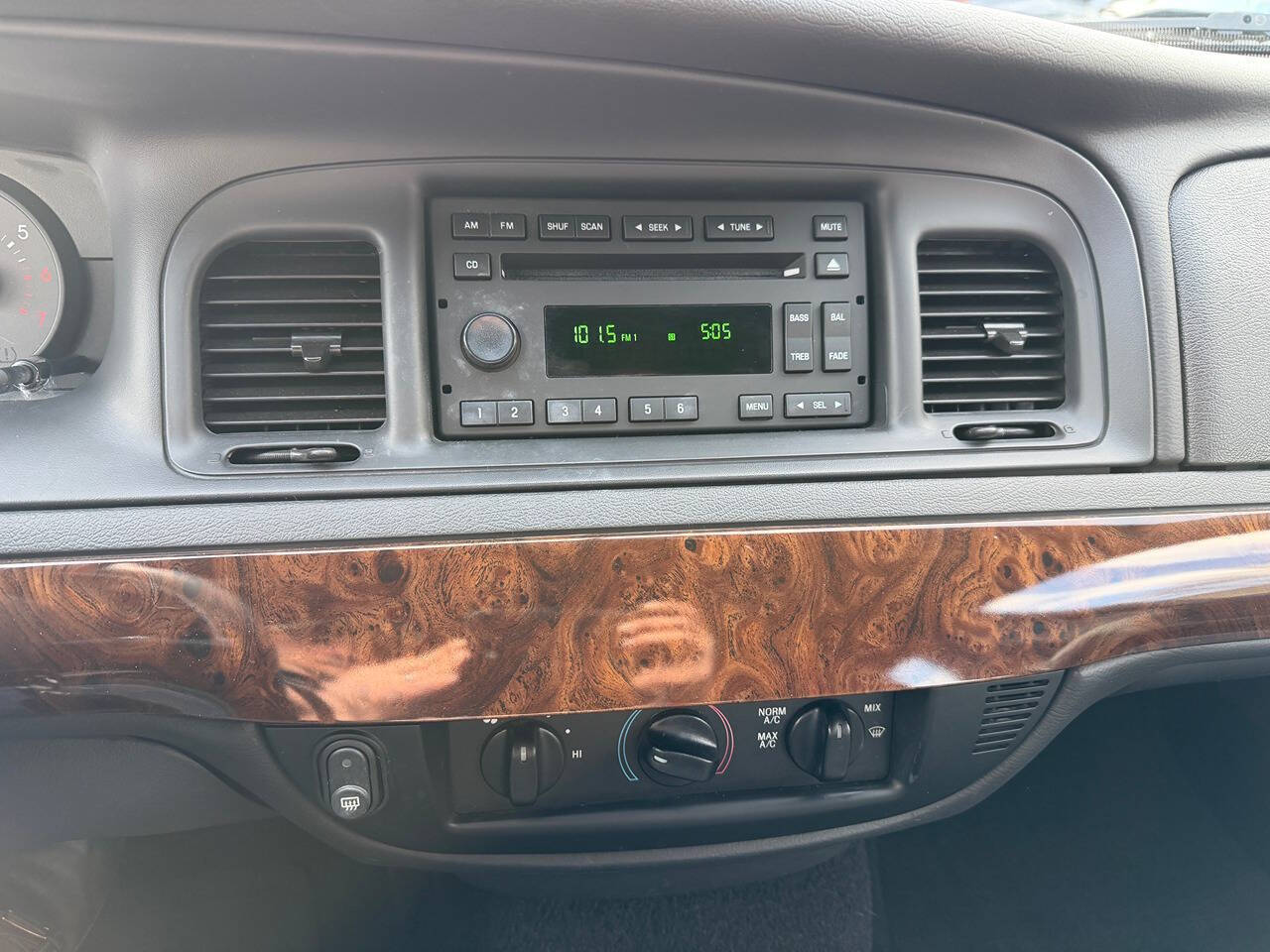 2008 Mercury Grand Marquis 9