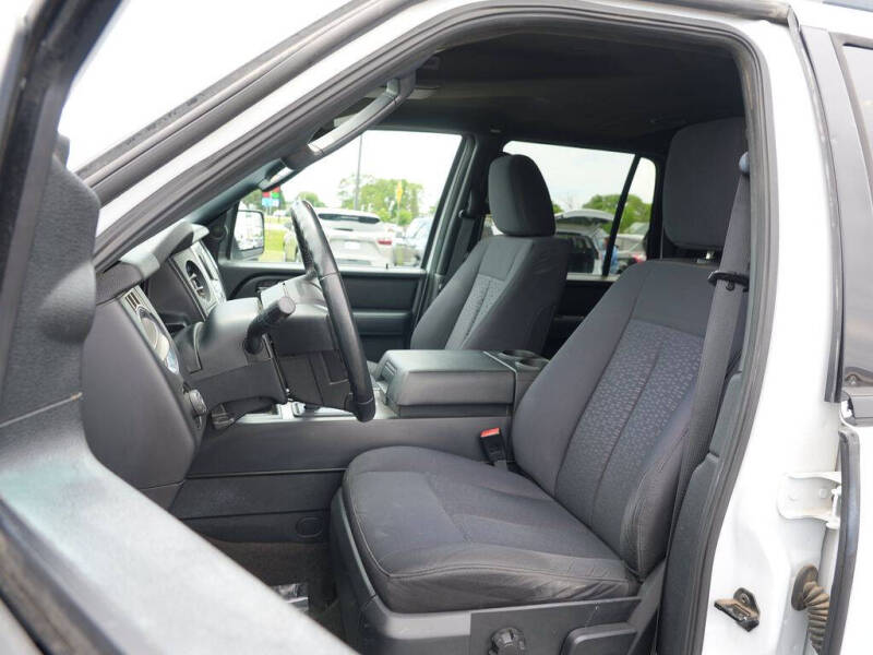 2017 Ford Expedition XL Fleet