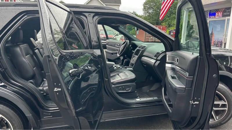 2018 Ford Explorer Sport