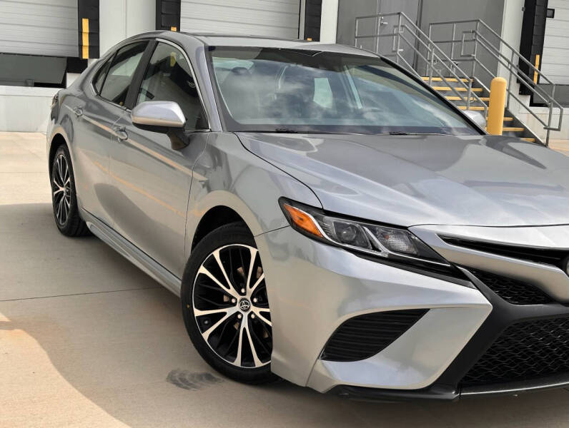 2019 Toyota Camry SE
