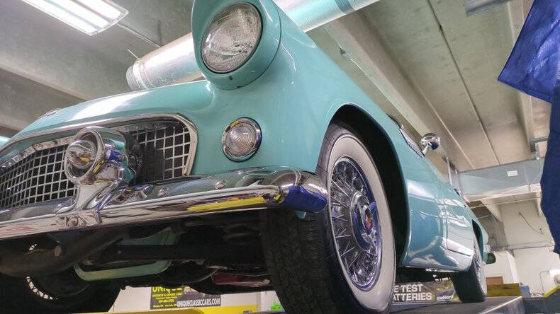 1955 Ford Thunderbird