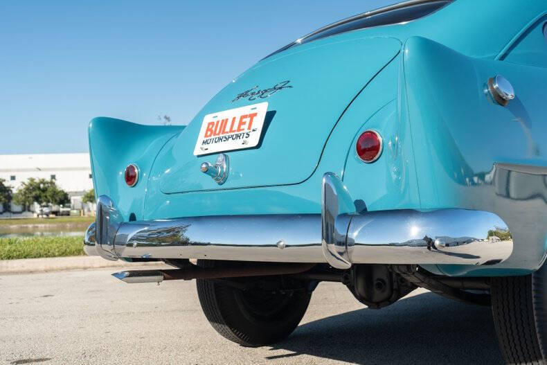 1951 Kaiser Henry-J Coupe