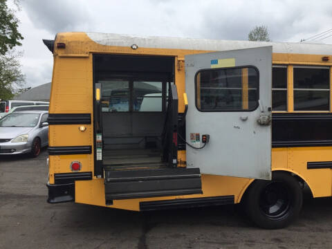 2000 Thomas Built Buses Saf-T-Liner EF