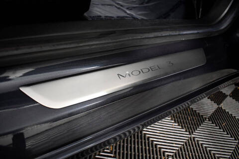 2019 Tesla Model 3 Standard Range Plus