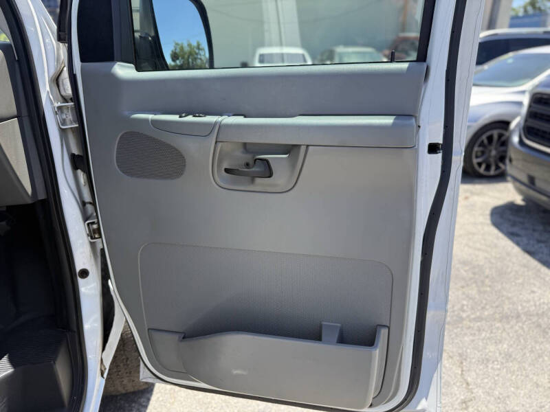 2008 Ford E-Series E-250