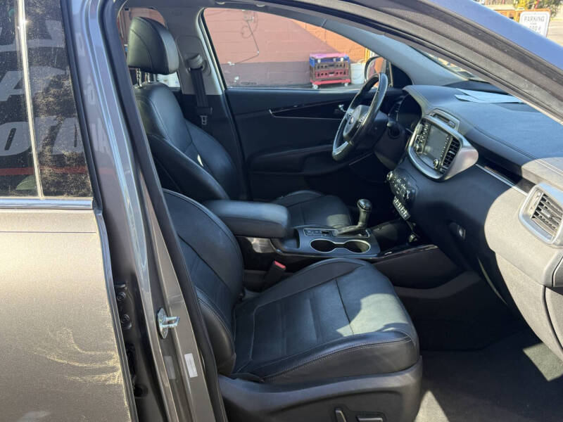 2017 Kia Sorento SX V6