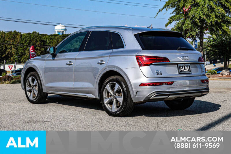 2022 Audi Q5 quattro Premium Plus 40 TFSI