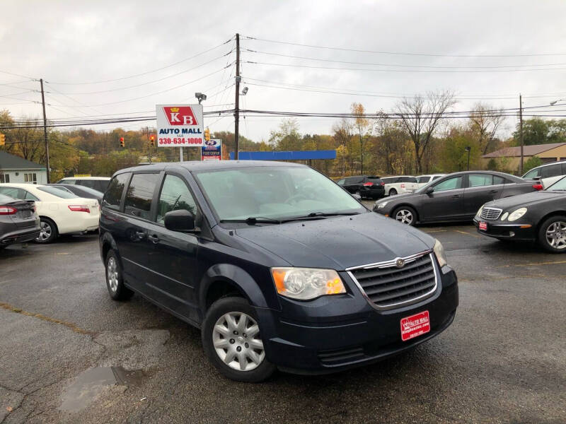 2008 Chrysler Town and Country for sale at KB Auto Mall LLC in Akron OH