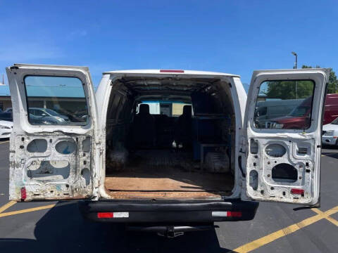 2009 Ford E-Series E-350 SD