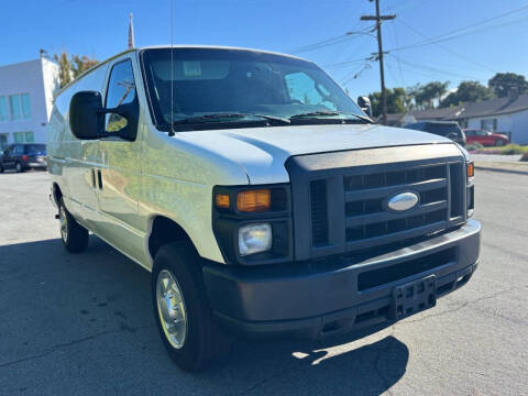 2014 Ford E-Series E-150