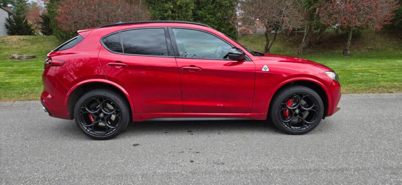 2023 Alfa Romeo Stelvio Quadrifoglio