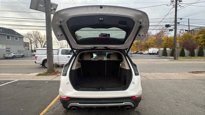 2017 Lincoln MKC Select