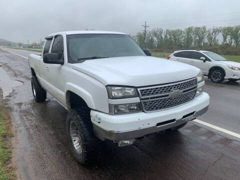 2005 Chevrolet Silverado 2500HD LS