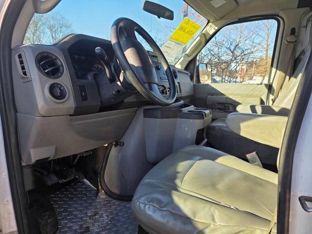 2012 Ford E-Series E-250