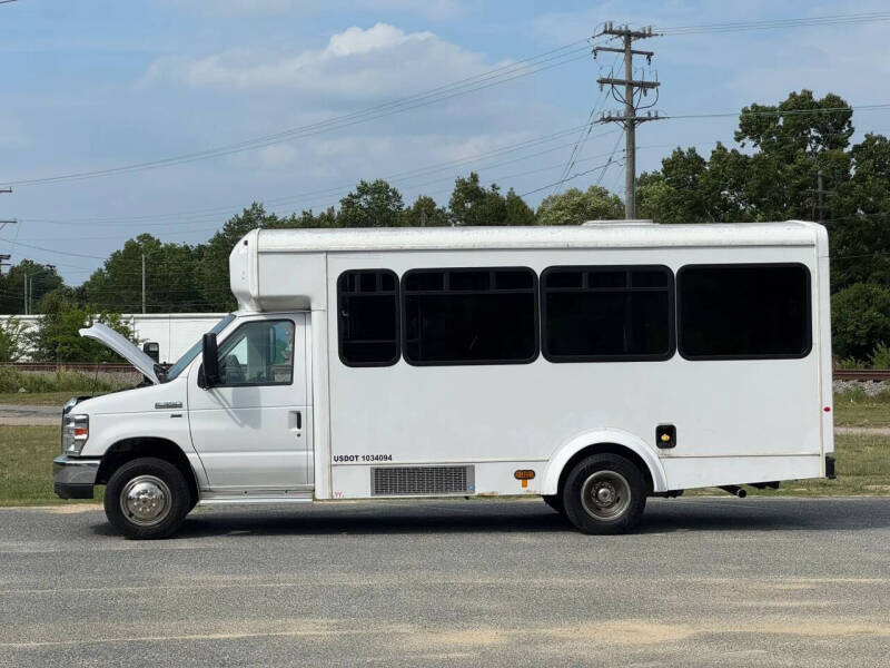 2015 Ford E-Series