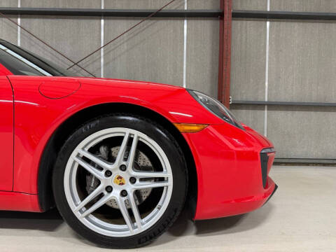 2018 Porsche 911 Carrera