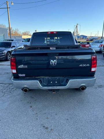 2015 RAM 1500 SLT