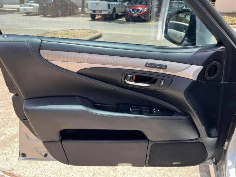 2013 Lexus LS 460