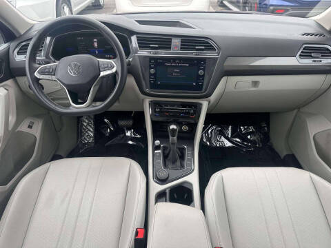 2022 Volkswagen Tiguan SE 4Motion