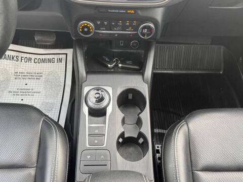 2020 Ford Escape SEL