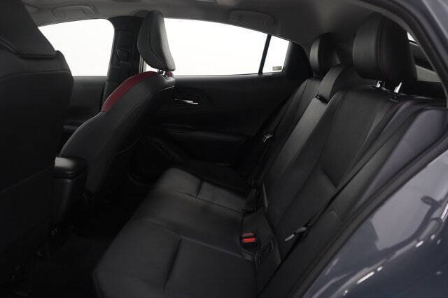 2025 Toyota Prius Plug-in Hybrid