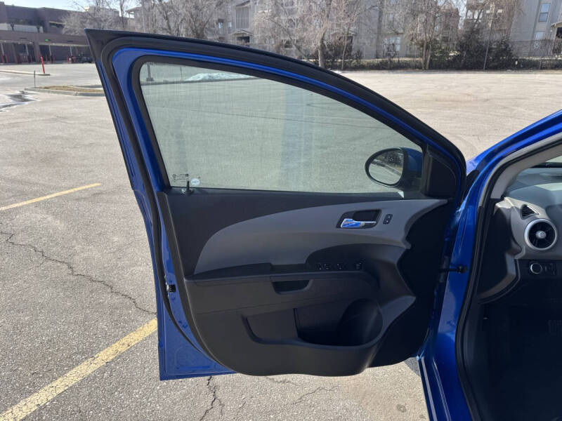 2017 Chevrolet Sonic LT Auto